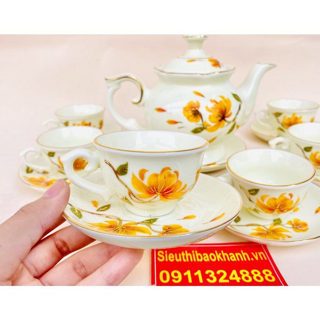  Bộ ấm chén men kem họa tiết Hoa Sen Bát Tràng 350ml 