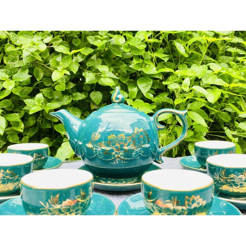  Bộ ấm chén xanh vẽ sen vàng 