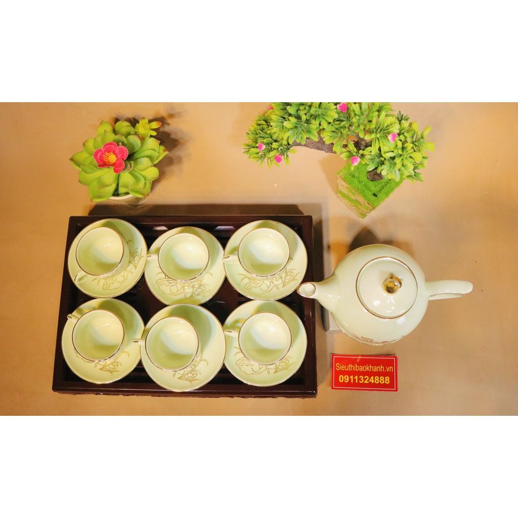  Bộ ấm trà men kem Bát Tràng họa tiết sen vẽ vàng BKCEVN-8025 