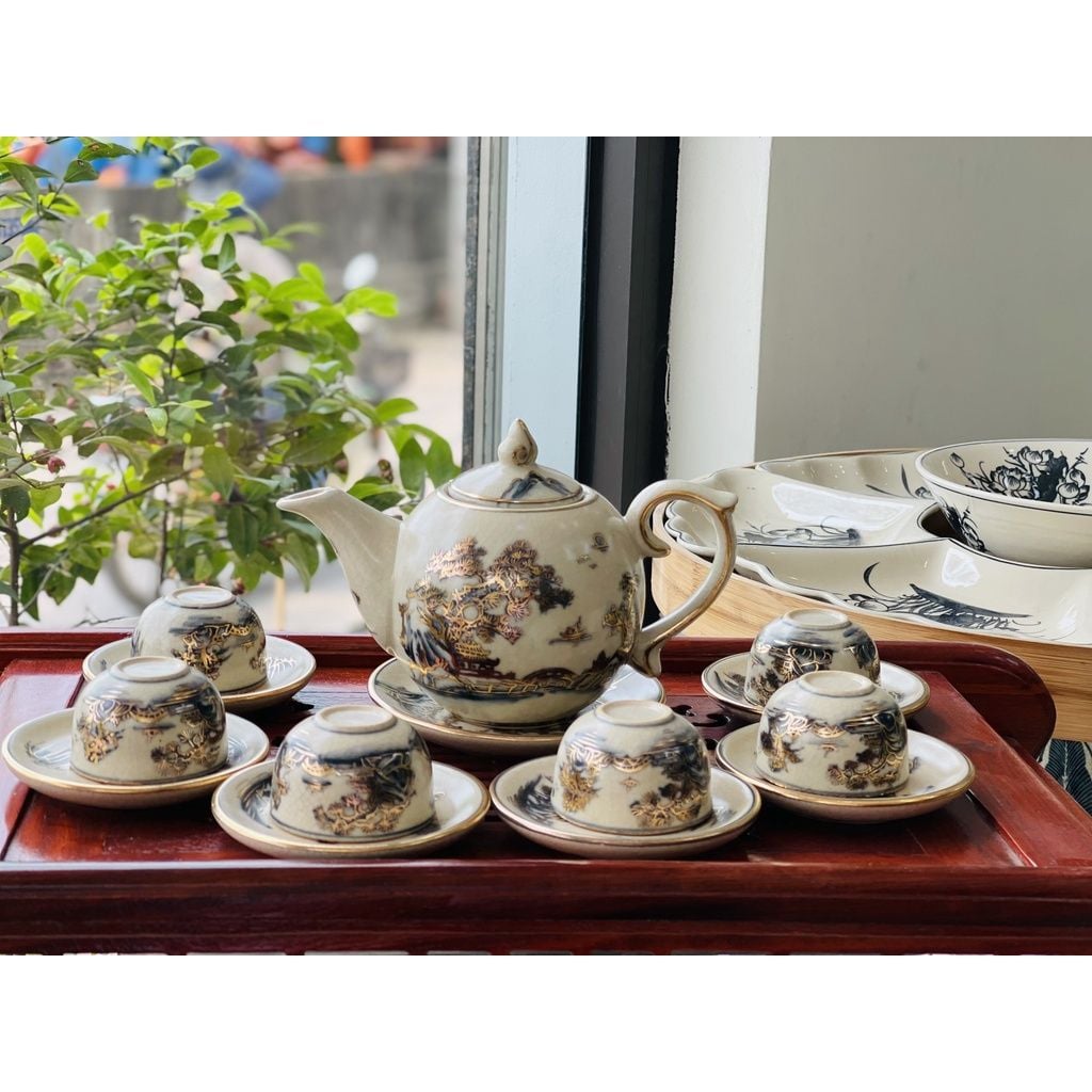  Bộ ấm chén họa tiết Sơn Thủy hoàng gia vẽ vàng Bát Tràng 500ml 