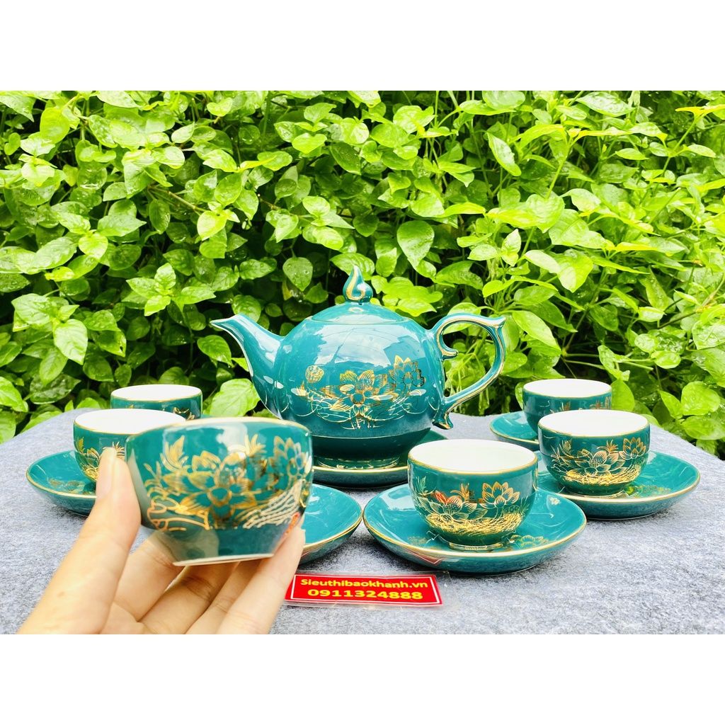  Bộ ấm chén xanh vẽ sen vàng 