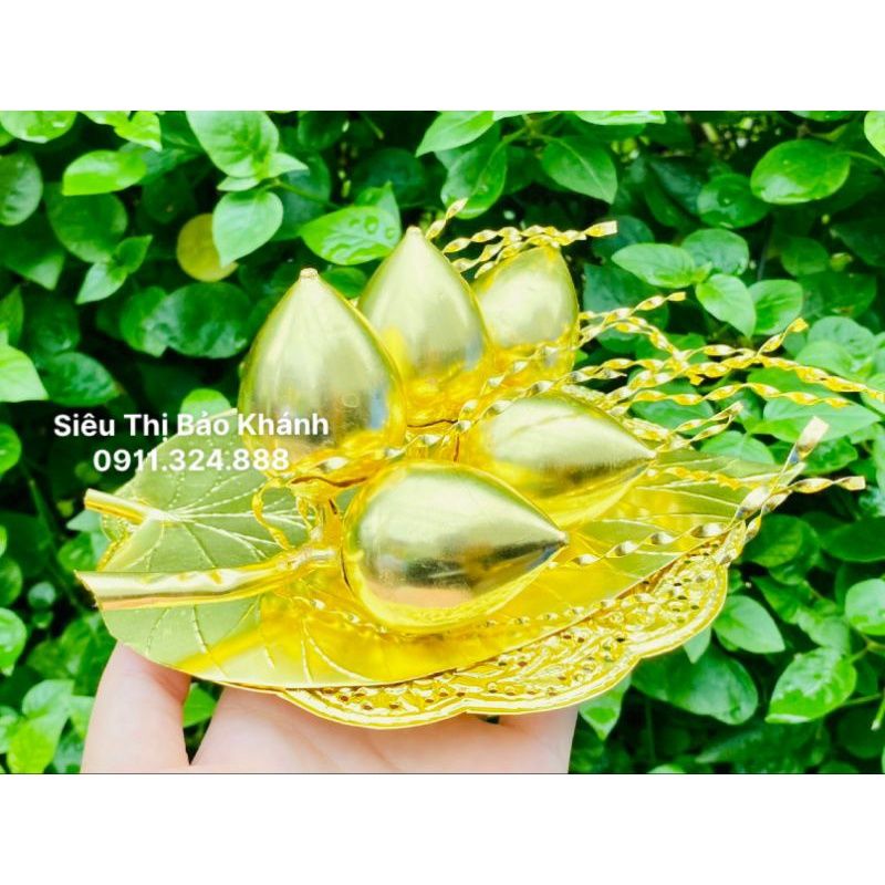  Khay trầu cau chất liệu đồng 