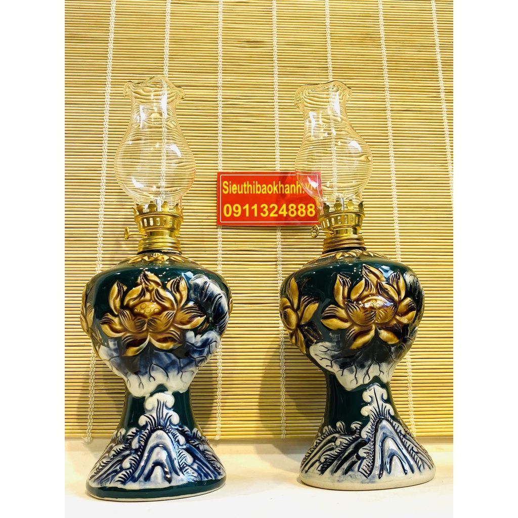  [ĐỒ THỜ CÚNG]-Cặp đèn dầu đồng thân gốm xuất xứ Bát Tràng họa tiết đắp nổi hoa sen-26cm- Bát Tràng Bảo Khánh 