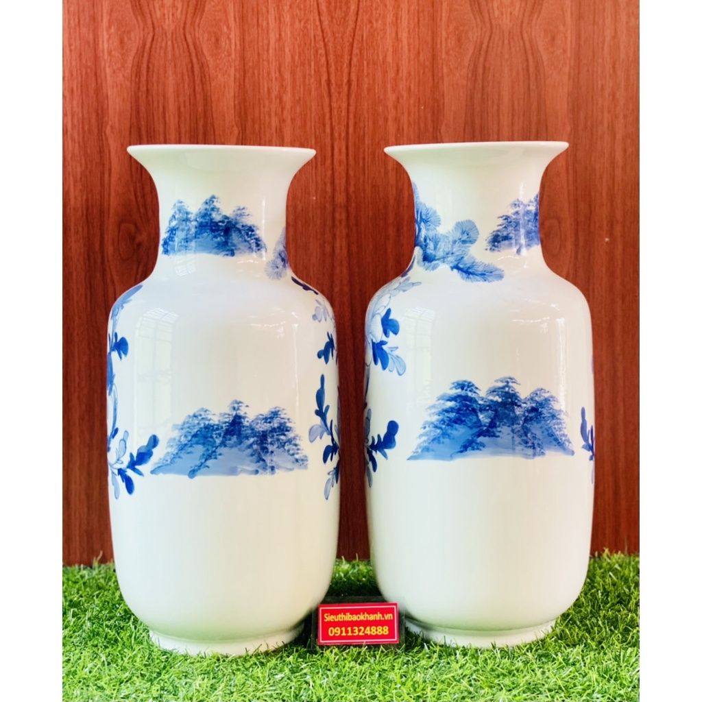  Lục bình men lam vẽ phong cảnh 