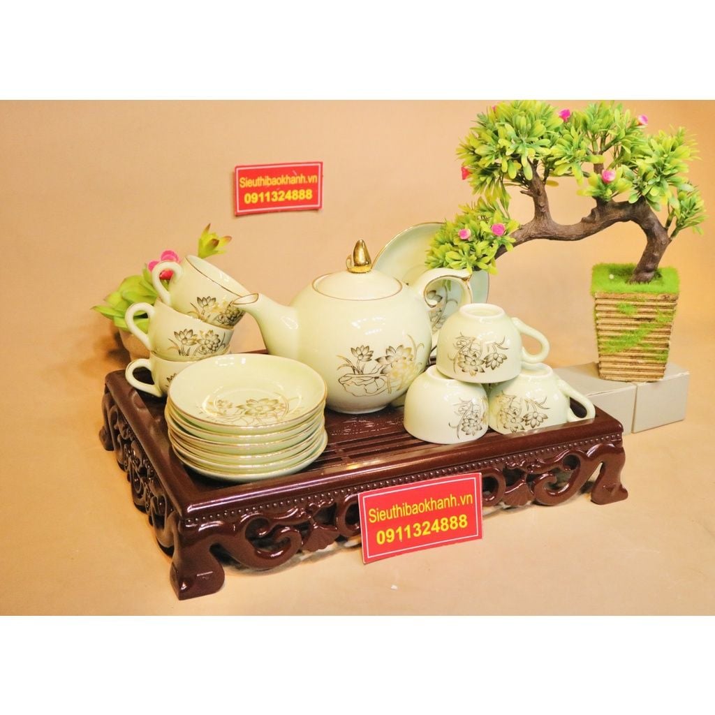  Bộ ấm trà men kem Bát Tràng họa tiết sen vẽ vàng BKCEVN-8025 