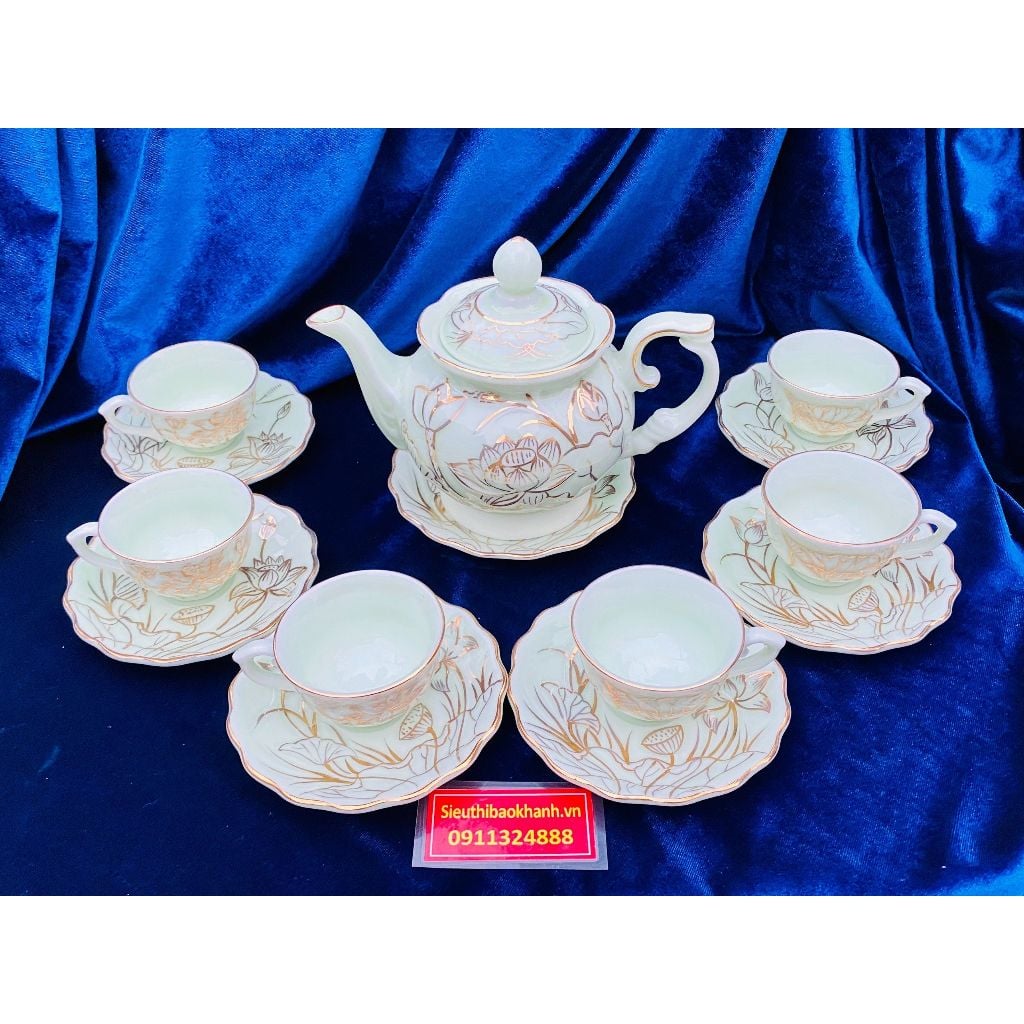  Bộ ấm chén gốm sứ Bát Tràng vẽ vàng, họa tiết hoa sen 