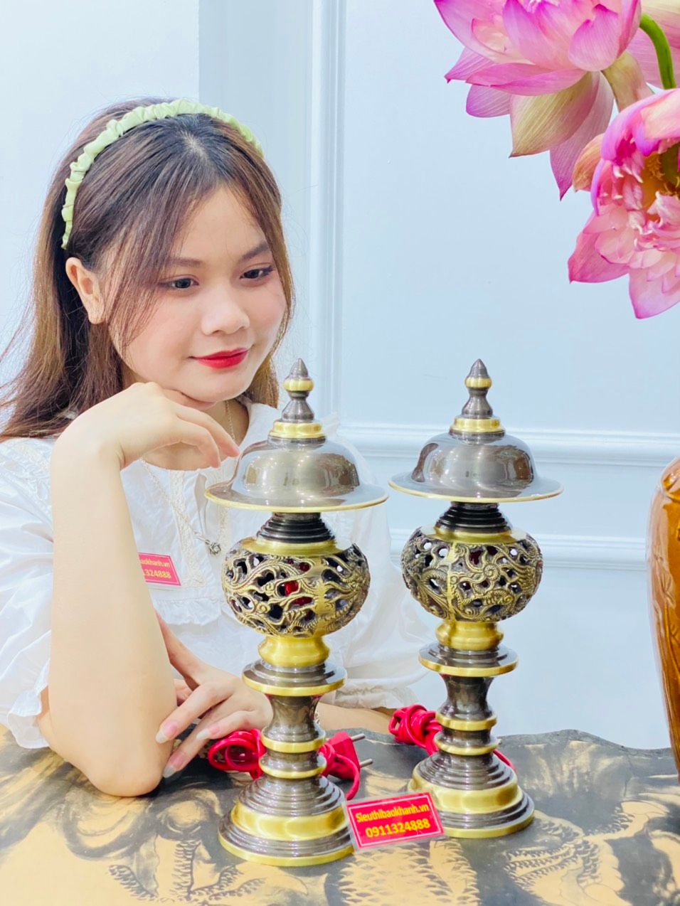  Cặp Đèn Thờ Bằng Đồng Cao Cấp 