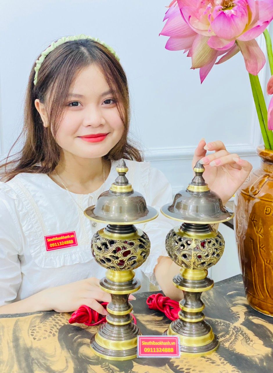  Cặp Đèn Thờ Bằng Đồng Cao Cấp 