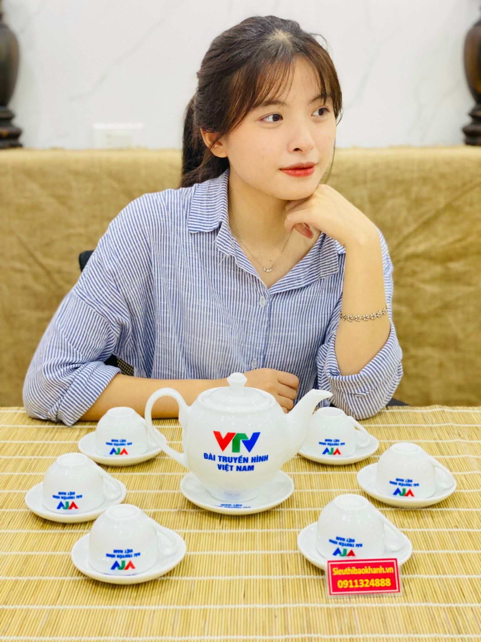  Bộ ấm chén VTV 