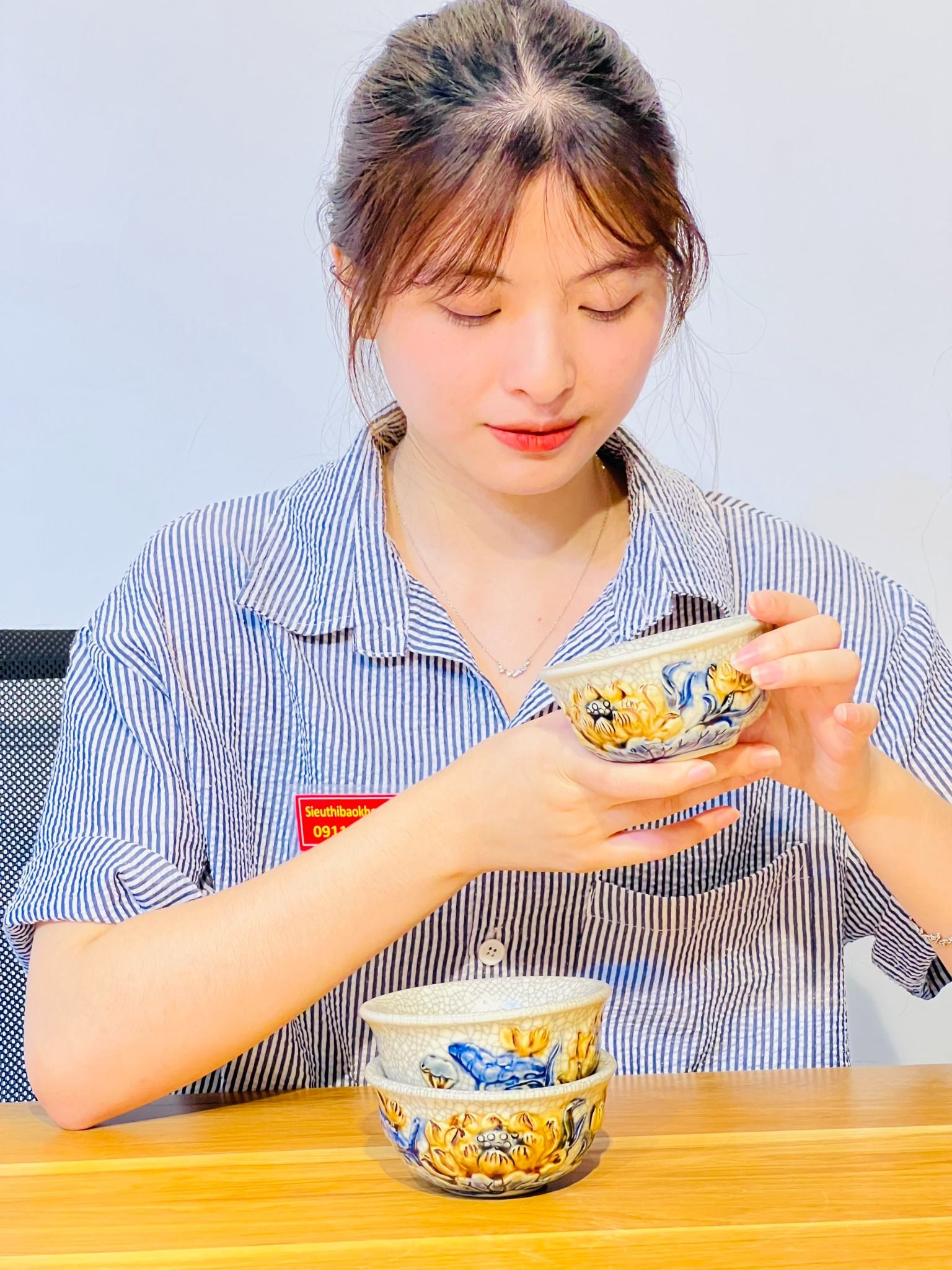  Bát Men Rạn Đắp Nổi Họa Tiết Hoa Sen Cao Cấp Xuất Xứ Bát Tràng 
