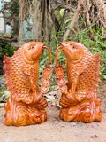  Cặp cá chép kim long Gỗ hương liền khối cao 20cm 