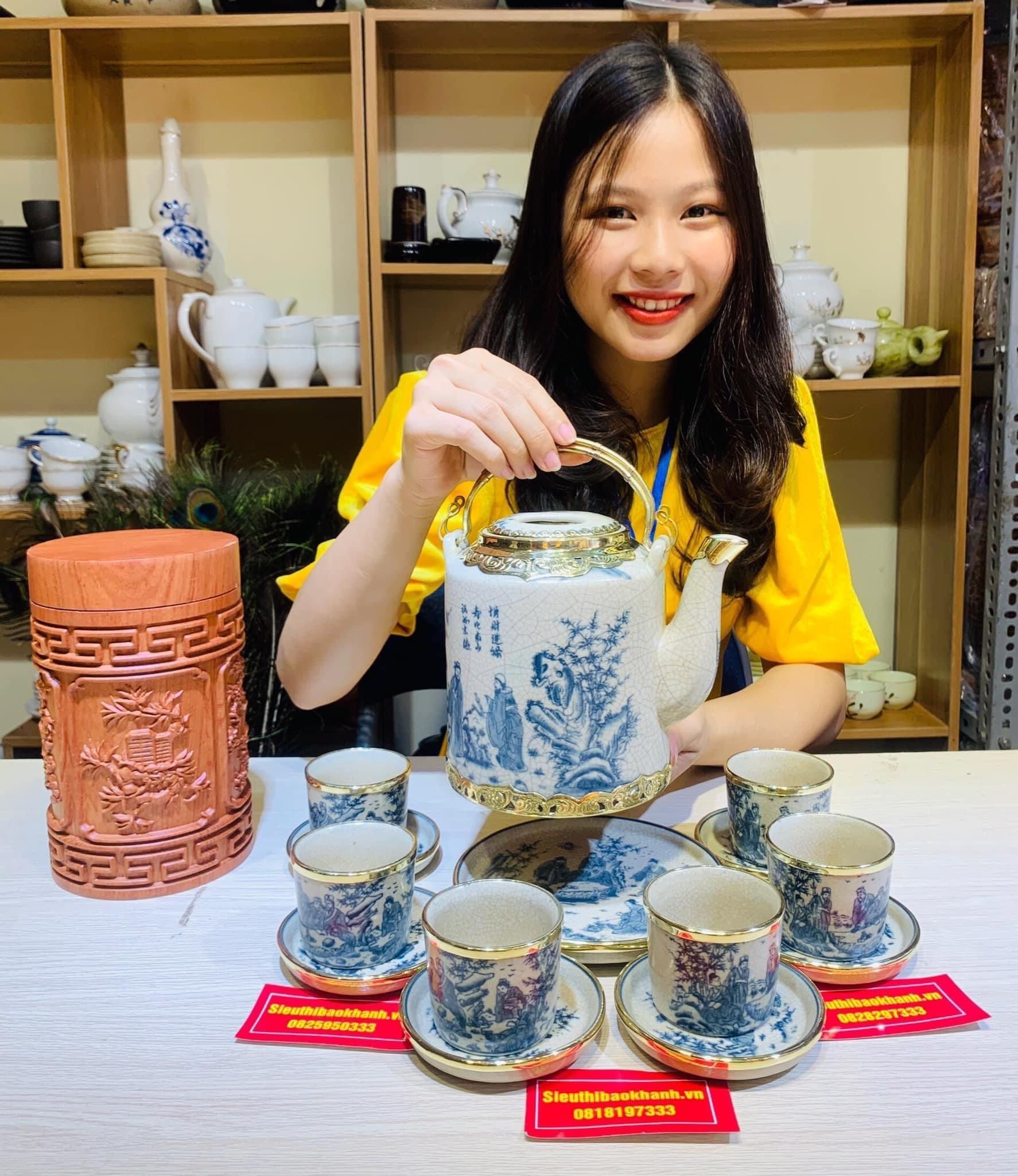  Bộ ấm tích thất tiên dáng trụ có bọc đồng 