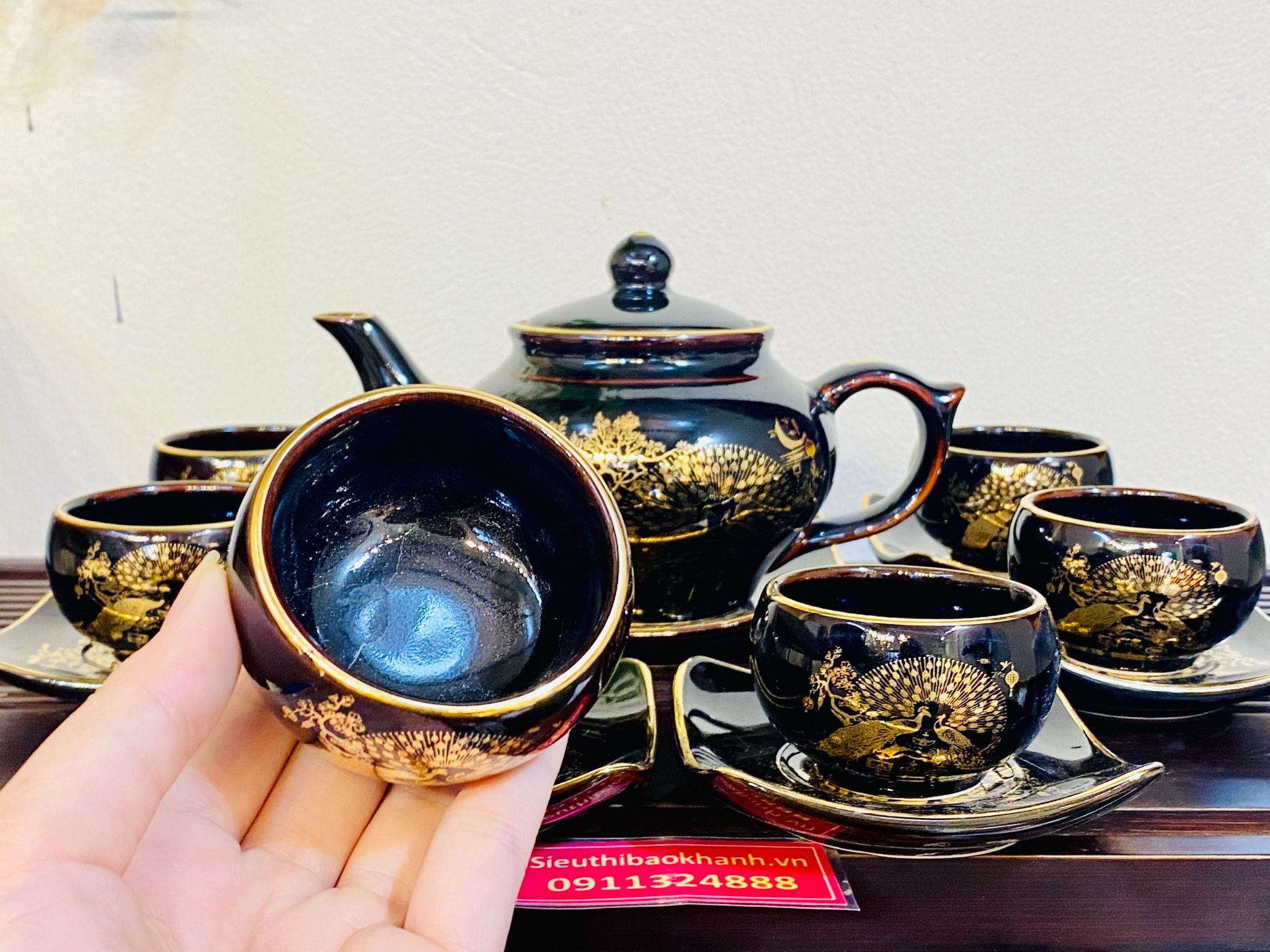  Bộ ấm chén men đen Công đào đĩa dáng vuông độc đáo 