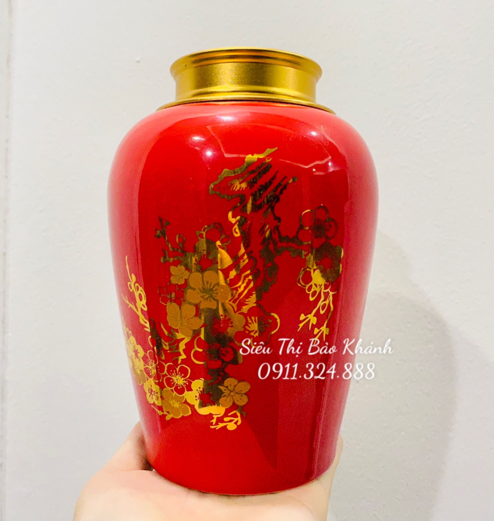  Hũ đựng chè men đỏ nổi bật, họa tiết cành đào xuân xẽ vàng 