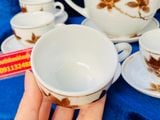  Bộ ấm chén bông sen vẽ vàng 