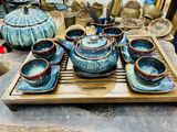  Bộ ấm chén hỏa biến có quai đồng dáng tròn sang trọng 