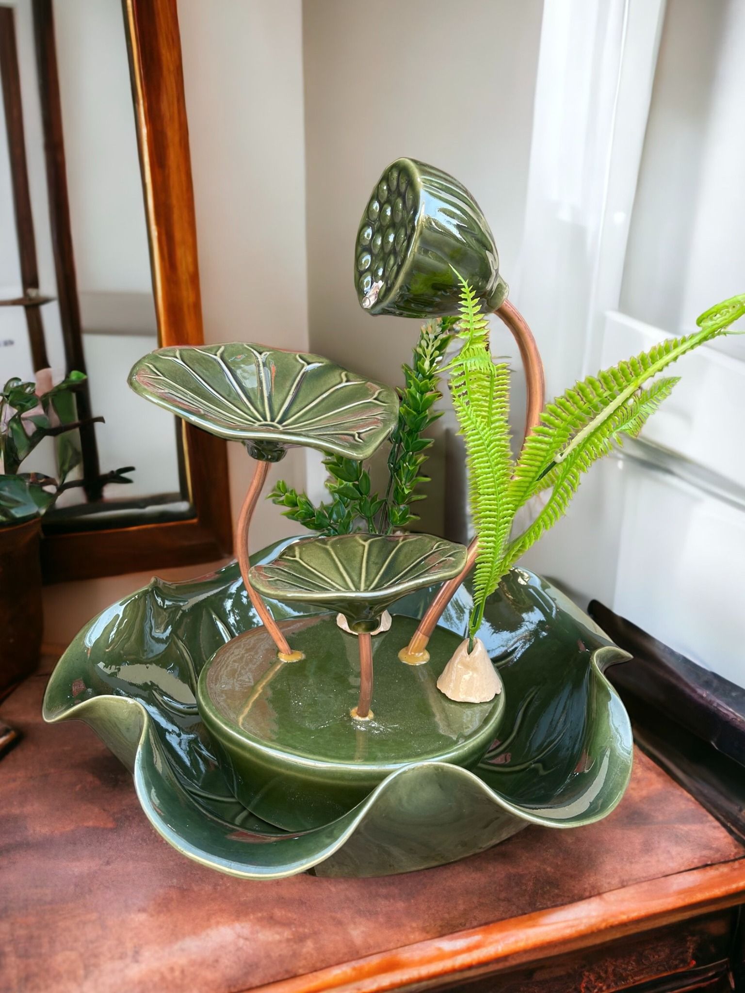  THÁC NƯỚC PHONG THUỶ DÁNG HOA SEN 