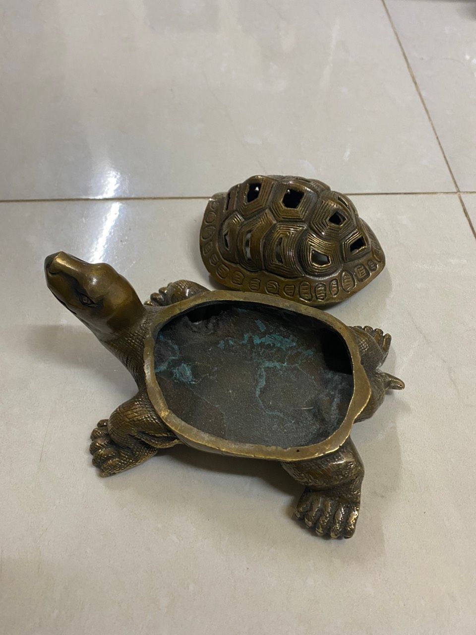  XÔNG TRẦM RÙA TẶNG KÈM NỤ TRẦM 