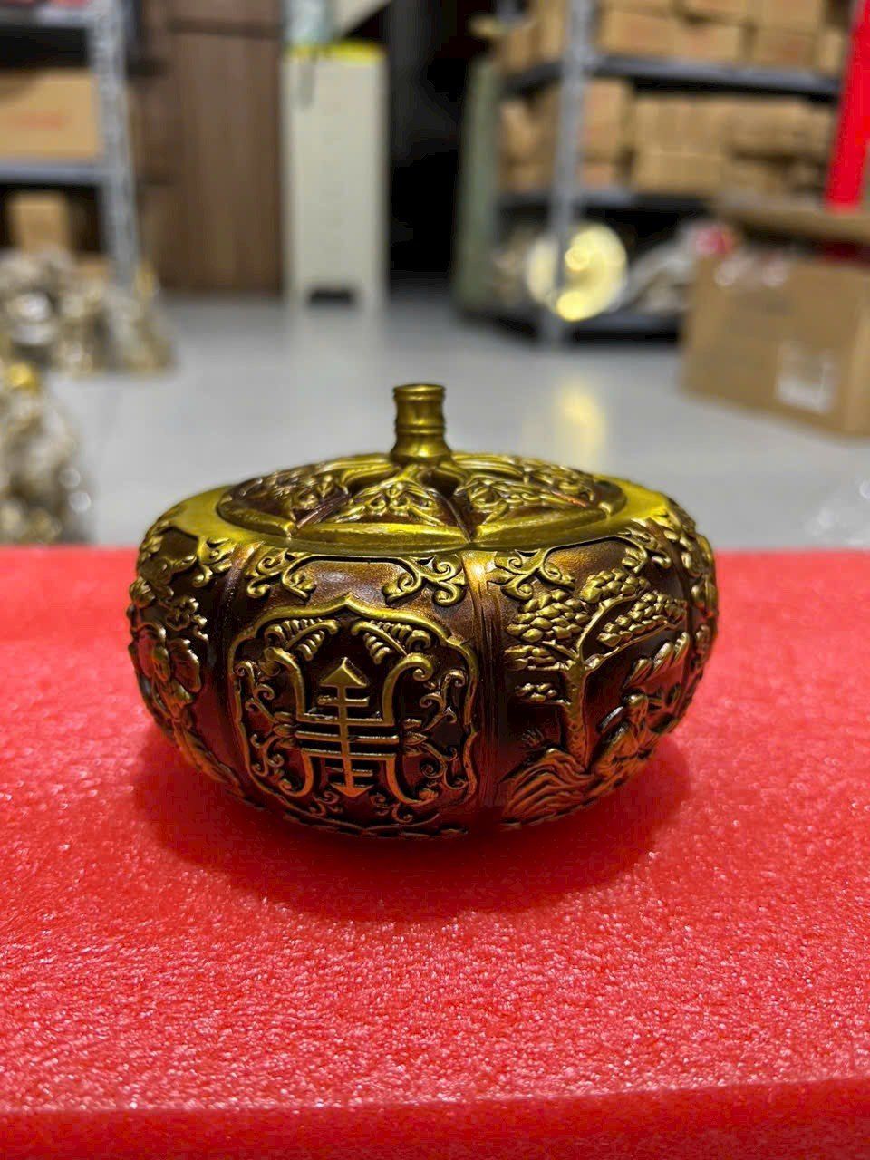  LƯ TRẦM HOA VĂN PHONG THUỶ KT 11x8cm 