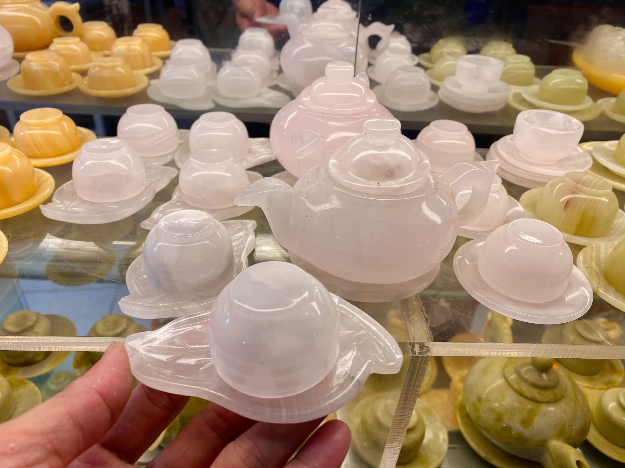  BỘ ẤM CHÉN CHẤT NGỌC HOÀNG LONG VÀ NGỌC ONYX 