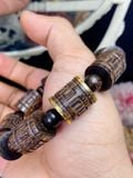  VÒNG TAY TRẦM HƯƠNG SÁNH TRÚC KHẮC HOẠ TIẾT BỌC VÀNG 
