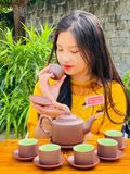  BỘ ẤM CHÉN TỬ SA BÁT TRANG TÍCH NÂU CHỈ ĐỎ 