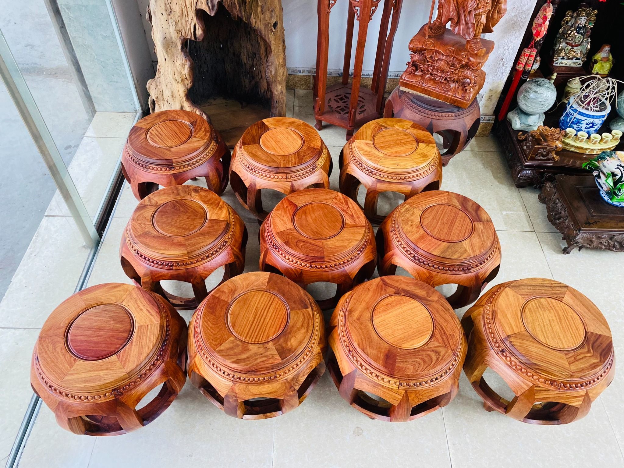  ĐÔN TRỐNG KÊ ĐỒ GỖ HƯƠNG CAO CẤP 