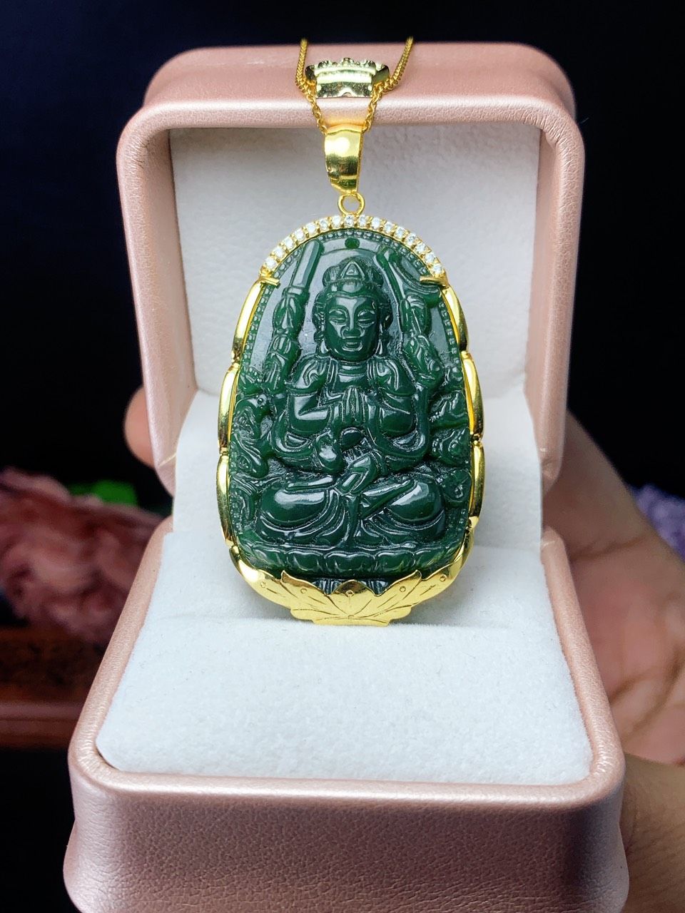  PHẬT HỘ MỆNH NGỌC BÍCH BỌC VÀNG 