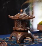  THÁP  XÔNG  TRẦM 