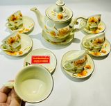  Bộ ấm chén men kem họa tiết Hoa Sen Bát Tràng 