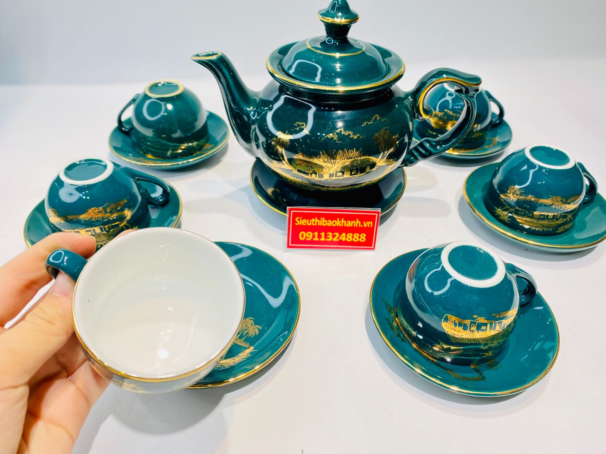  Bộ ấm chén Bát Tràng Họa Tiết Làng Quê Việt Nam 