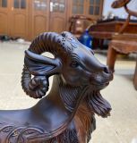  Khám Phá Sức Mạnh Tượng Nhất Dương Đứng Nấm Linh Chi: Biểu Tượng Sức Khỏe và Thịnh Vượng 