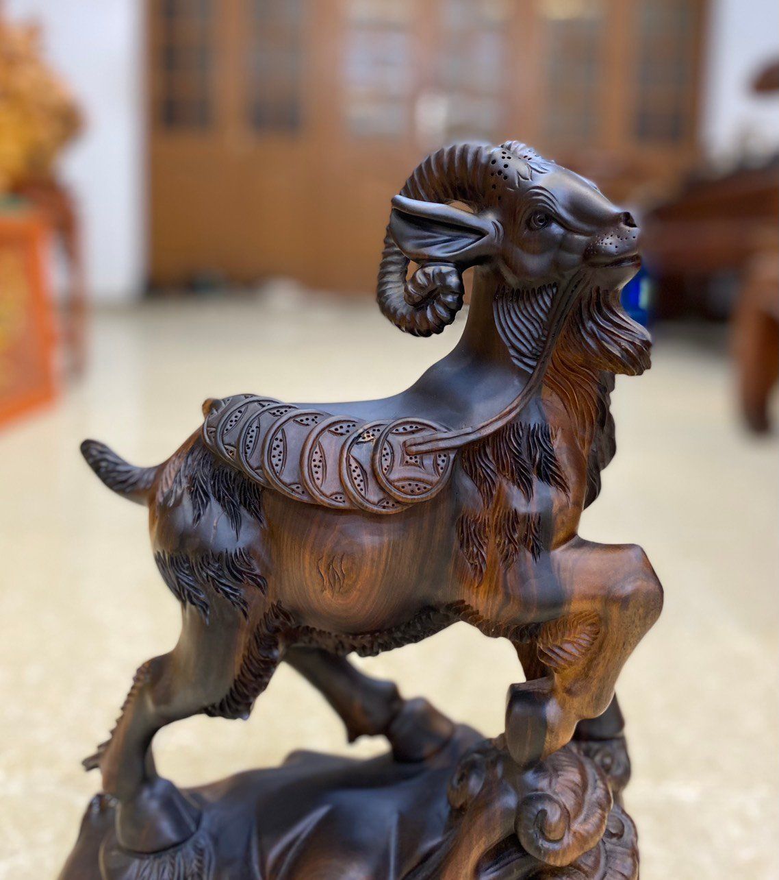  Khám Phá Sức Mạnh Tượng Nhất Dương Đứng Nấm Linh Chi: Biểu Tượng Sức Khỏe và Thịnh Vượng 