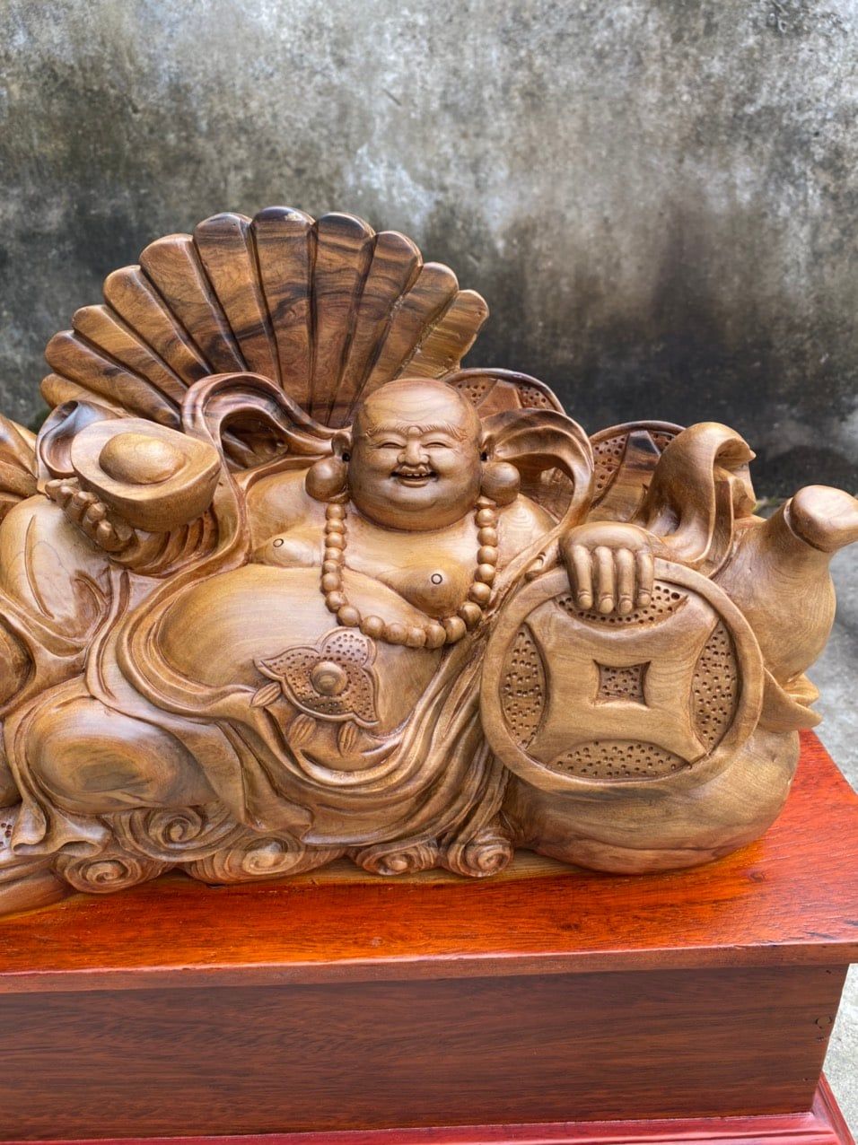  Di Lặc gỗ bách xanh Mộc Châu 