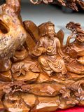  Thần Trà: Lục Vũ - Tác Phẩm Nghệ Thuật Từ Gỗ Nu Sụn Ngọc Am 