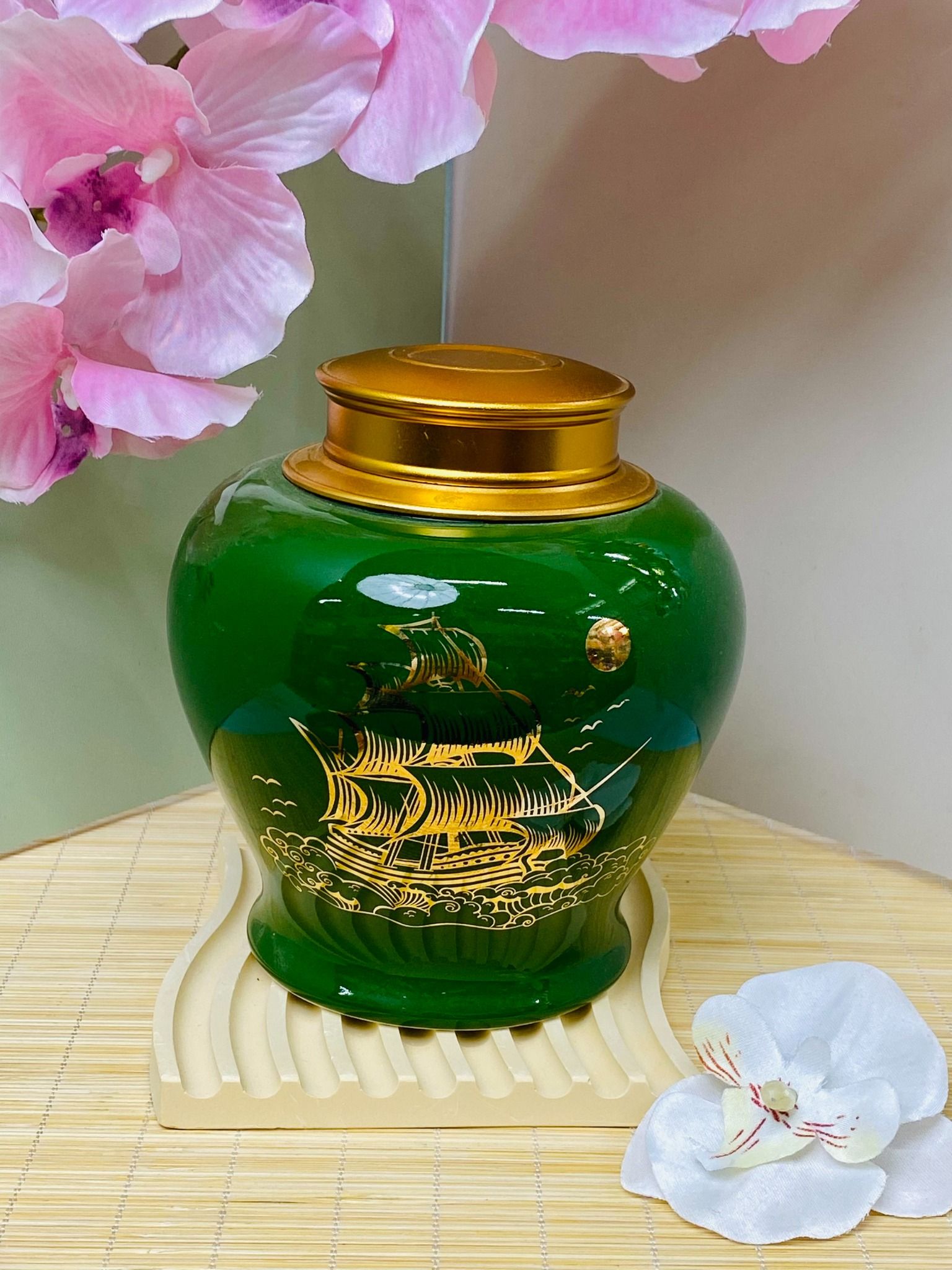  Hộp Chè 2,5L Lục - Sự Lựa Chọn Hoàn Hảo Cho Người Yêu Thích Trà 