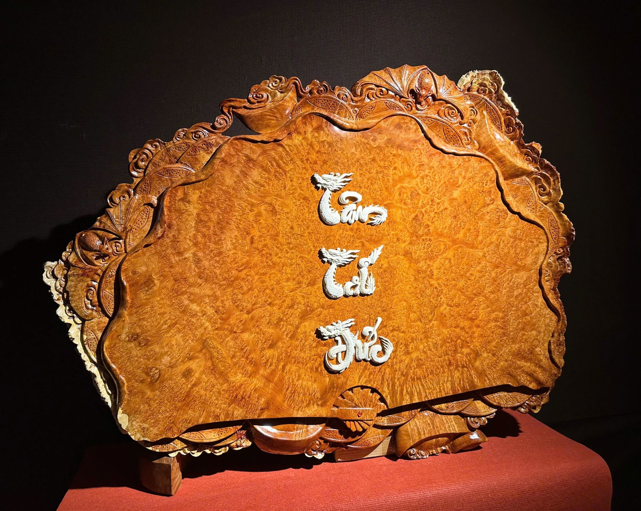  Quạt Kim Tiền Gỗ Nu Hương 
