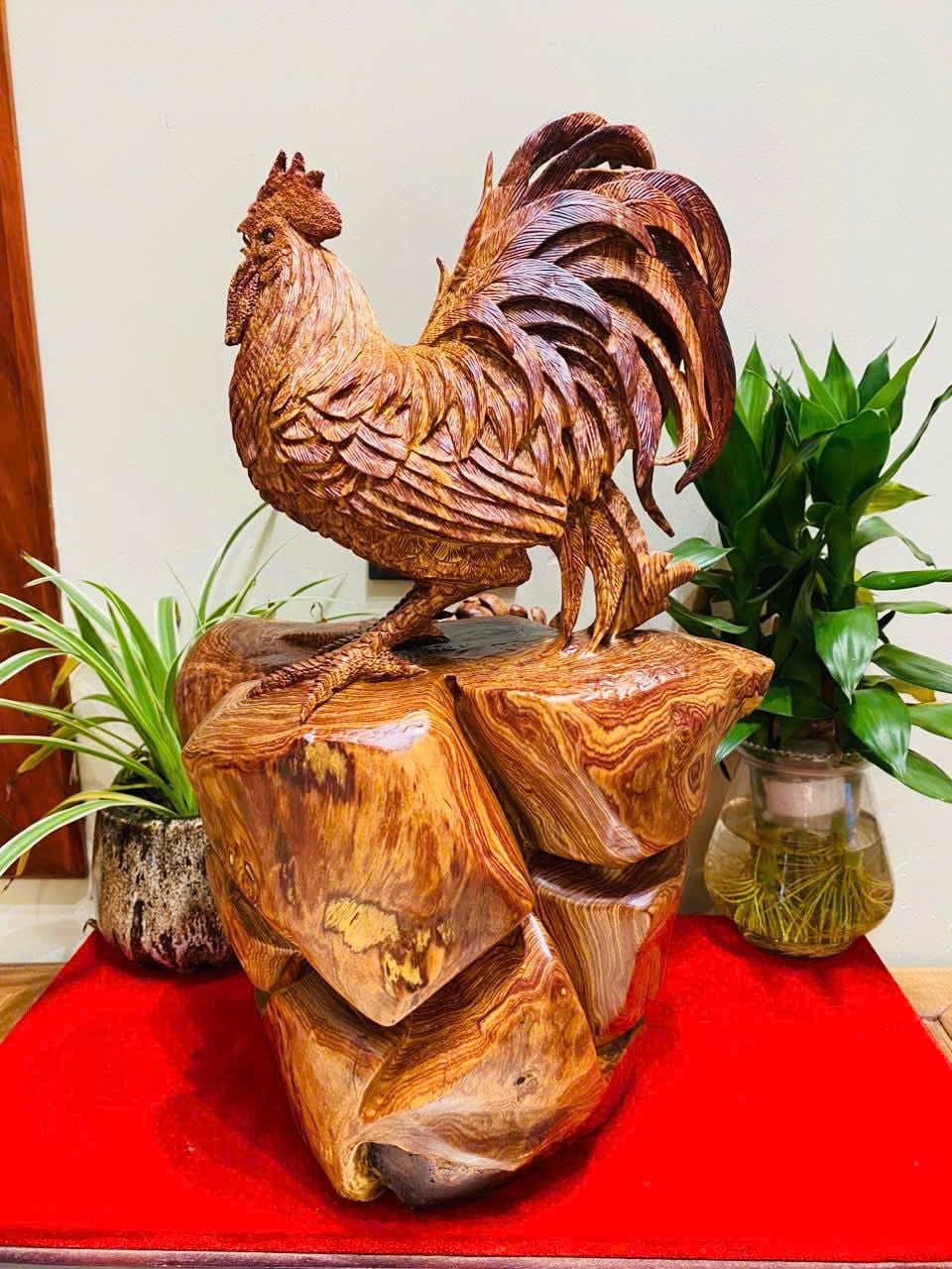  Gà Trống Gỗ Cẩm 