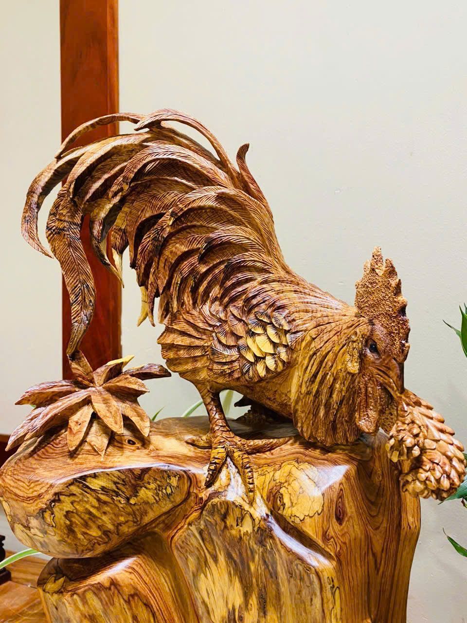  Gà Trống Gỗ Cẩm 