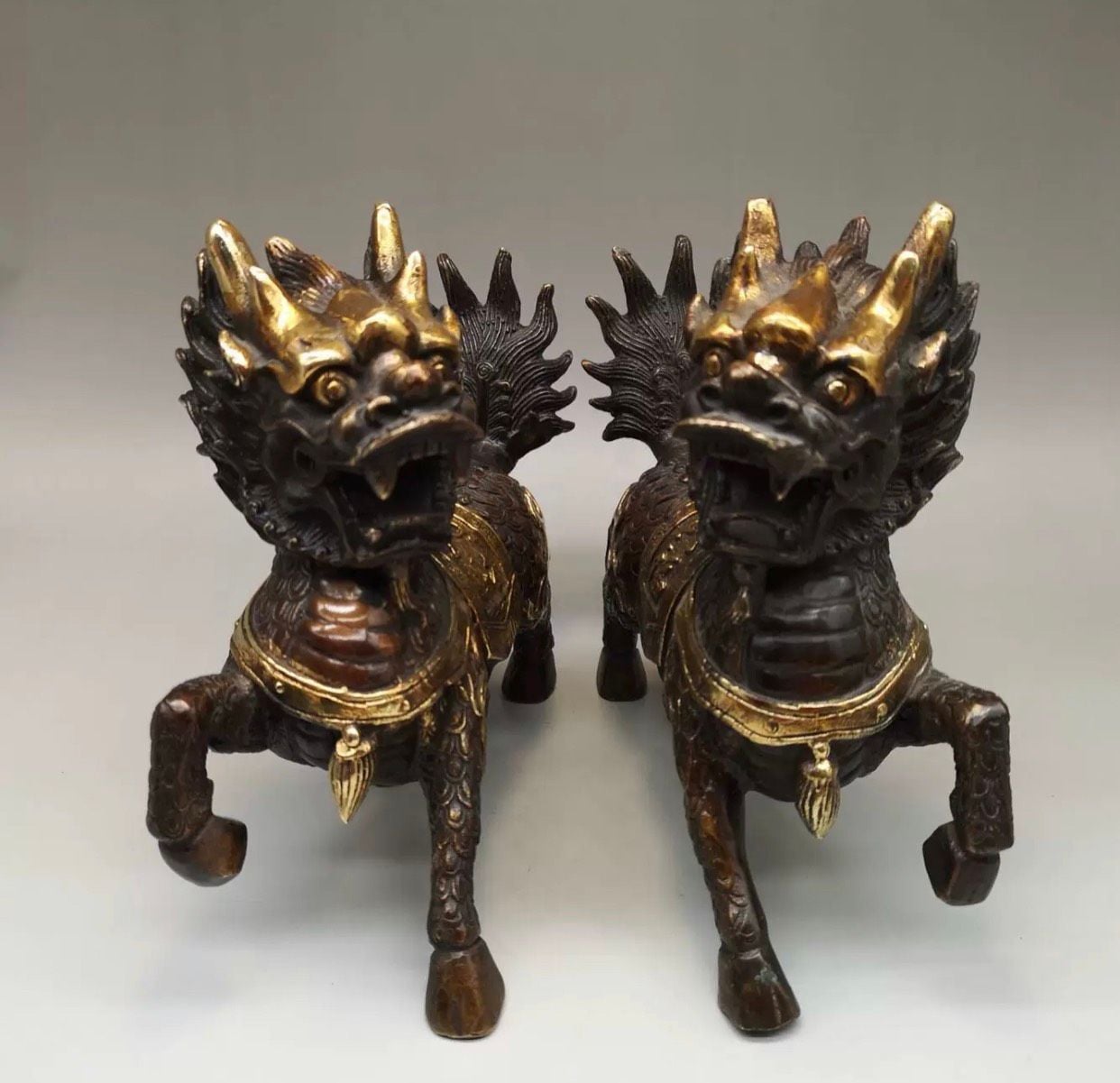  Đôi kỳ lân 