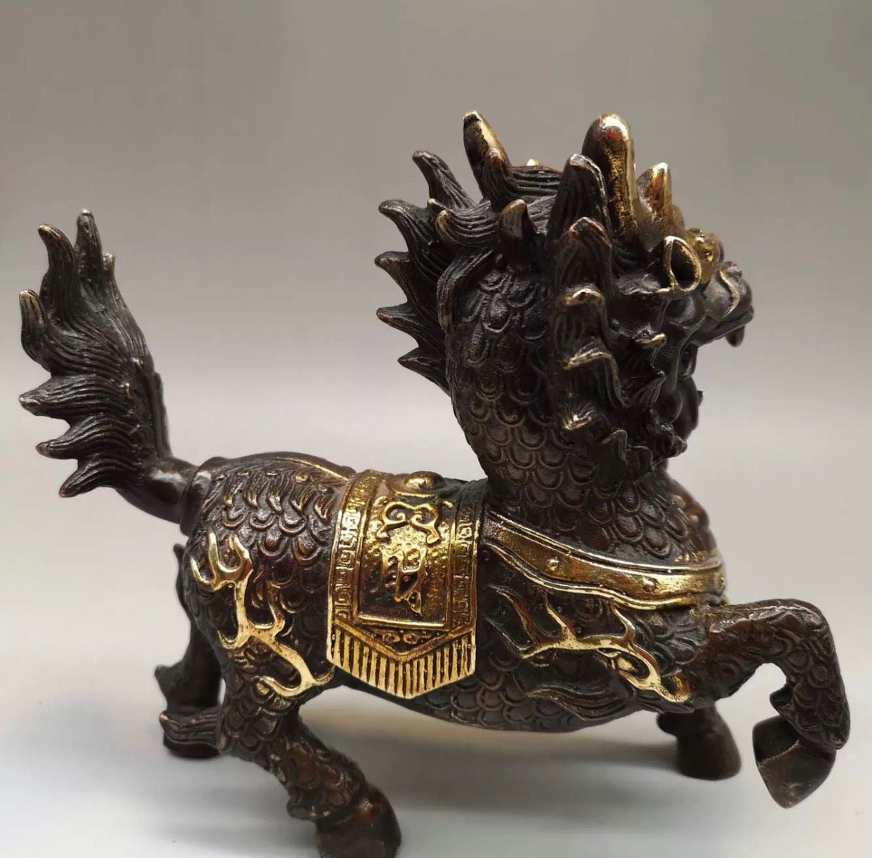  Đôi kỳ lân 