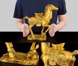  Ngựa cõng thỏi vàng 