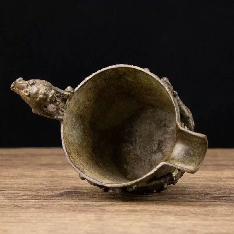  Chén rượu cổ 