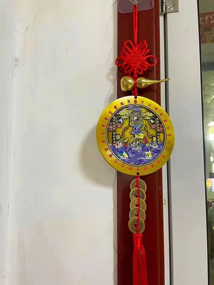  Dây treo mặt đĩa Thị trấn Sơn Hải có bầu đồng 