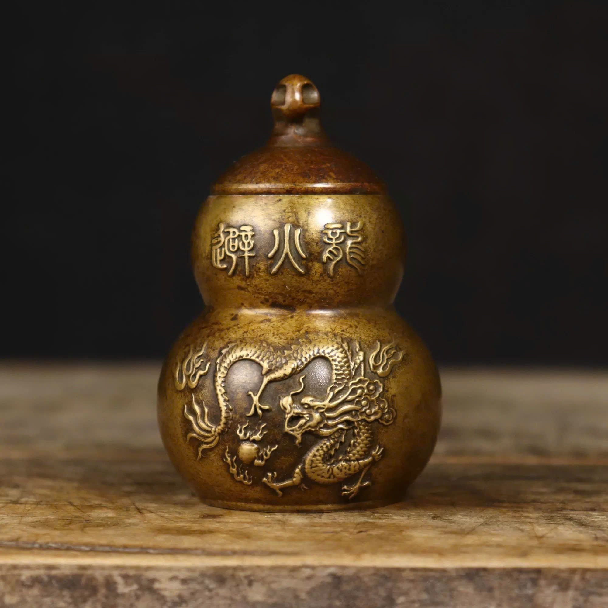  Chai rượu bầu rồng lửa nhỏ 