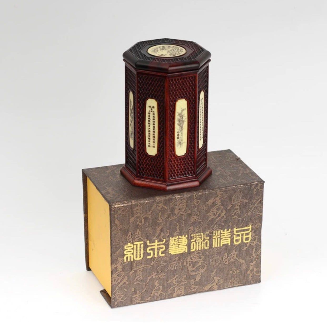  Hộp đựng trà vân tre retro 