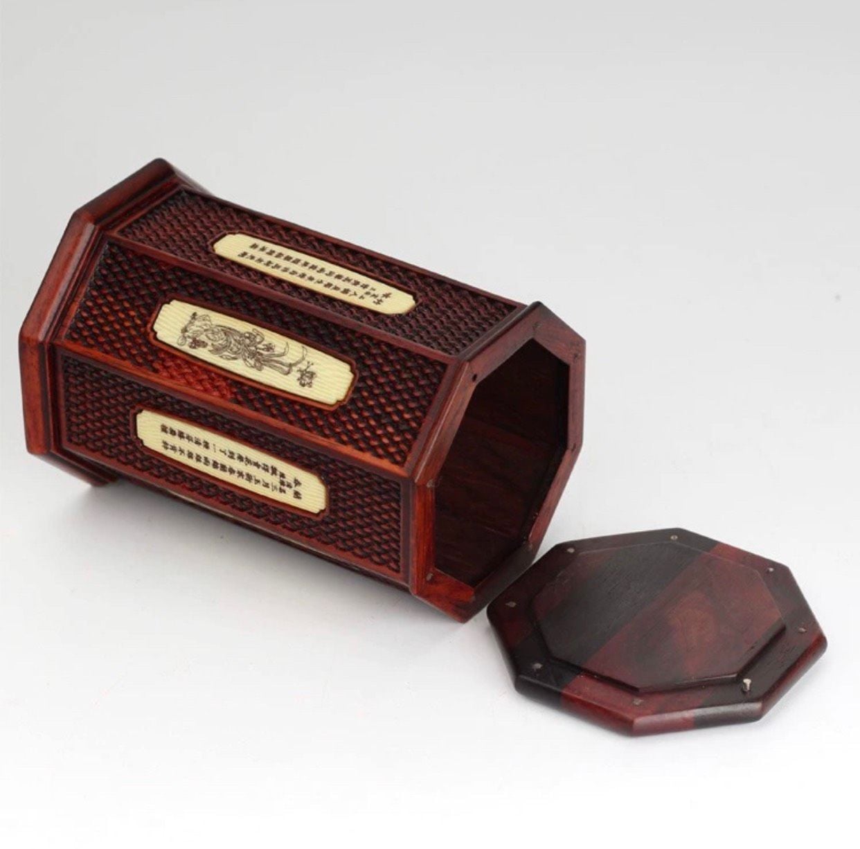  Hộp đựng trà vân tre retro 