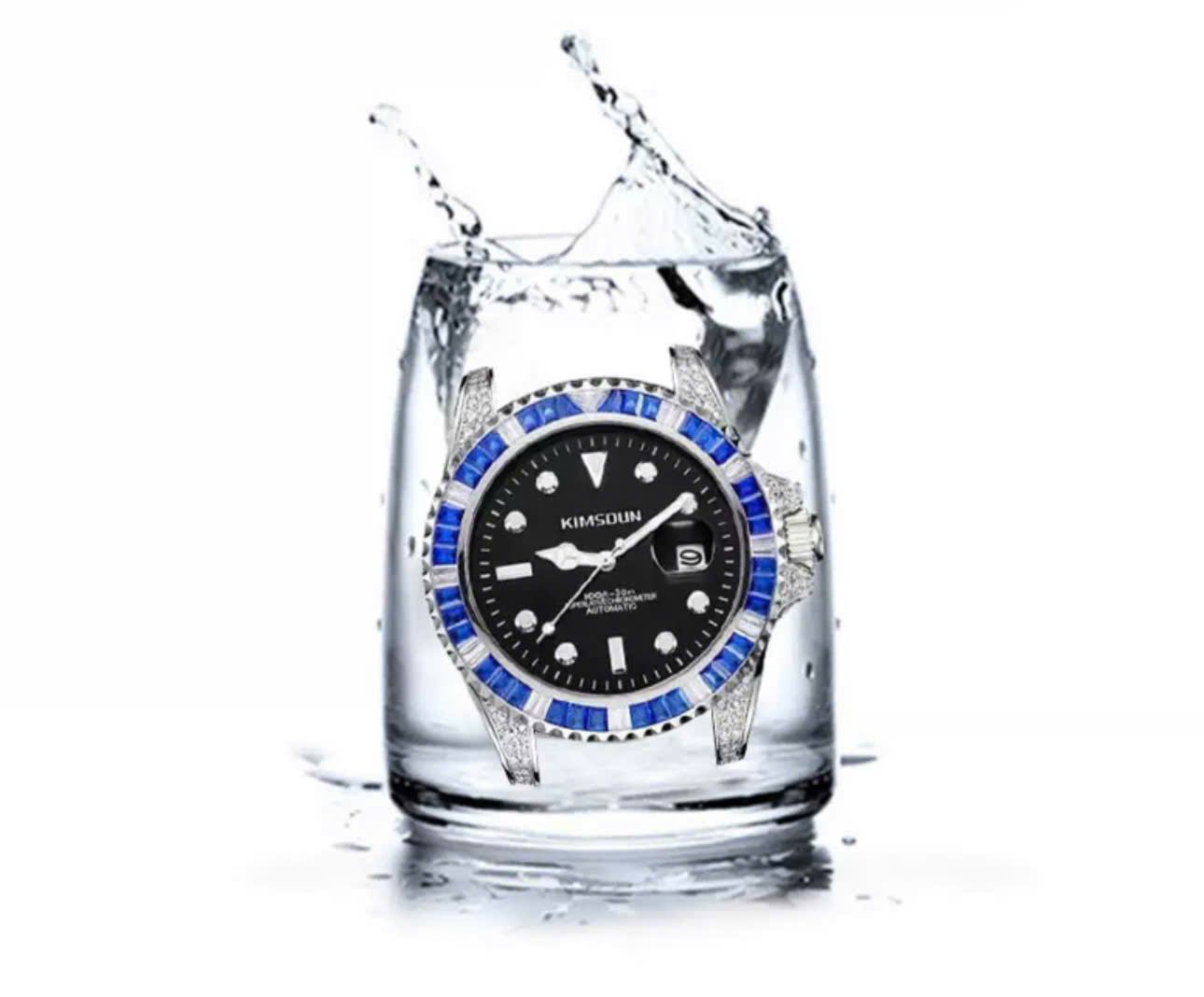  Đồng hồ nam kim cương màu 