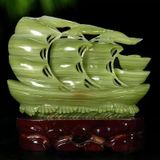  Thuyền buồm bằng ngọc tự nhiên mịn màu xanh lá cây 