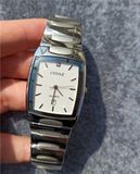  Đồng hồ chất liệu thép không gỉ 